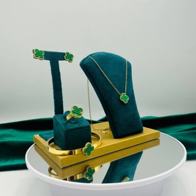 بارير ترافل