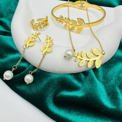 بارير اوراق الشجر الذهبية