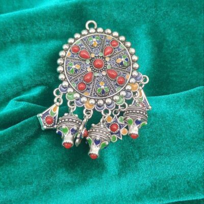 بروش قبايلي صغير