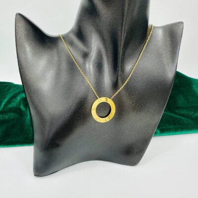 قلادة كارتي love