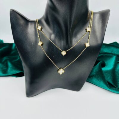 فان كليف ابيض